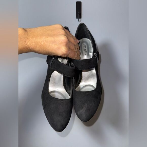 X-Appeal Women’s Black Carson Mary Jane Heels Size 10 EUC - Picture 2 of 9